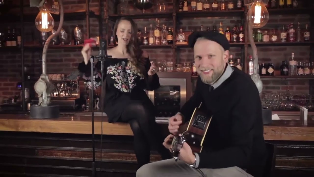 Video preview: Pink Panta – Acoustic duo · Julia & Matti